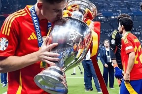 九游游戏中心-塞维利亚迎欧冠关键赛，赛后刷新队史纪录，管理层满意，身体对抗强度拉满的简单介绍