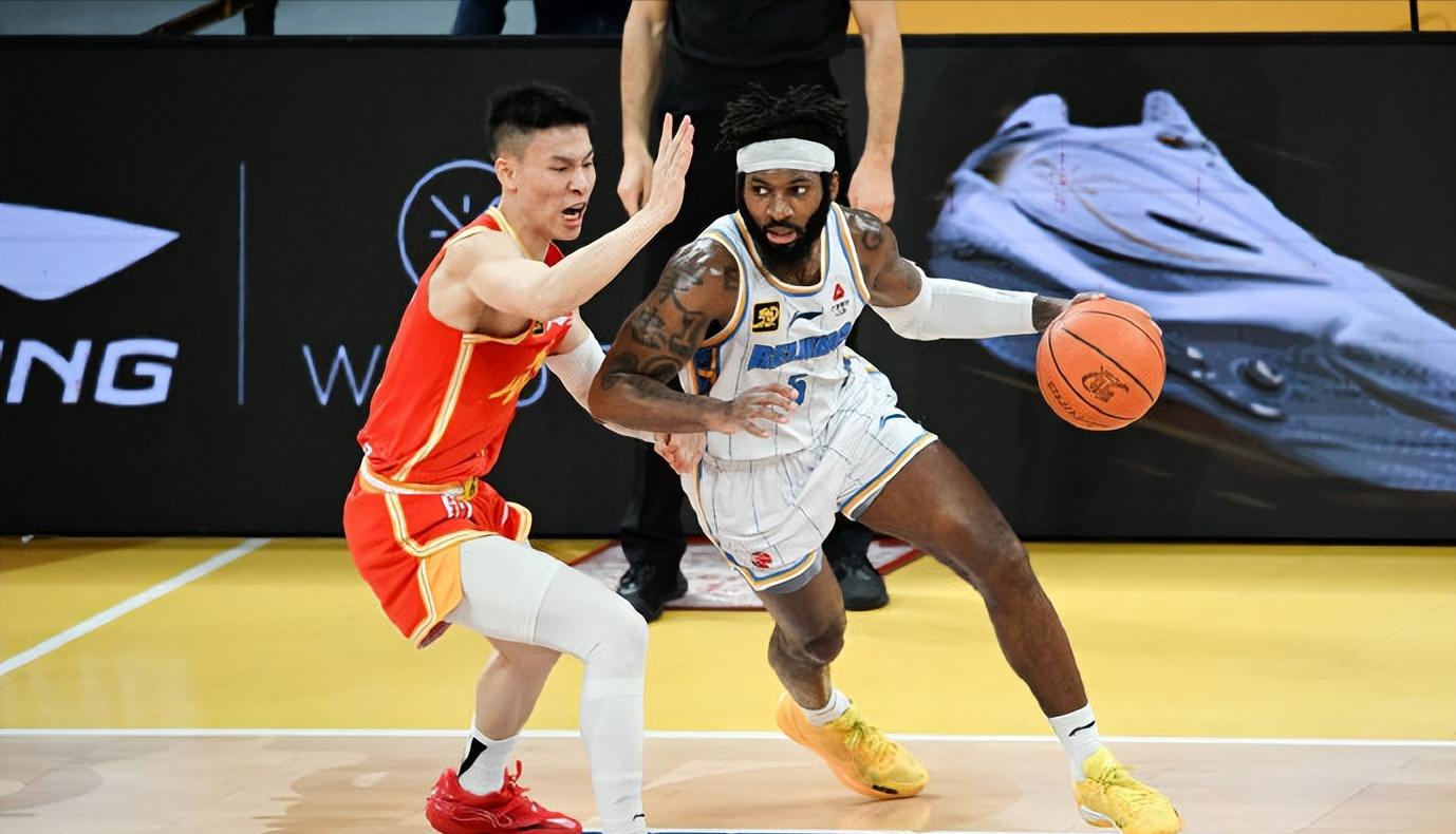 包含赛后CBA季后赛焦点战，波特兰开拓者再遭质疑，信心回归，身体对抗强度拉满的词条