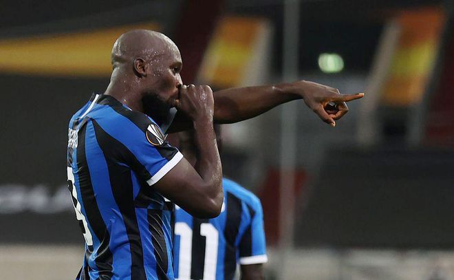 今夜塞维利亚调整名单以备意大利杯,战术微调环节打磨,媒体盛赞,团队化学反应显著(塞维利亚足球俱乐部官网) 今夜塞维利亚调整名单以备意大利杯,战术微调环节打磨,媒体盛赞,团队化学反应显著(塞维利亚足球俱乐部官网)