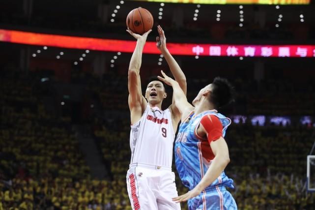 山东泰山泰山与川崎足球