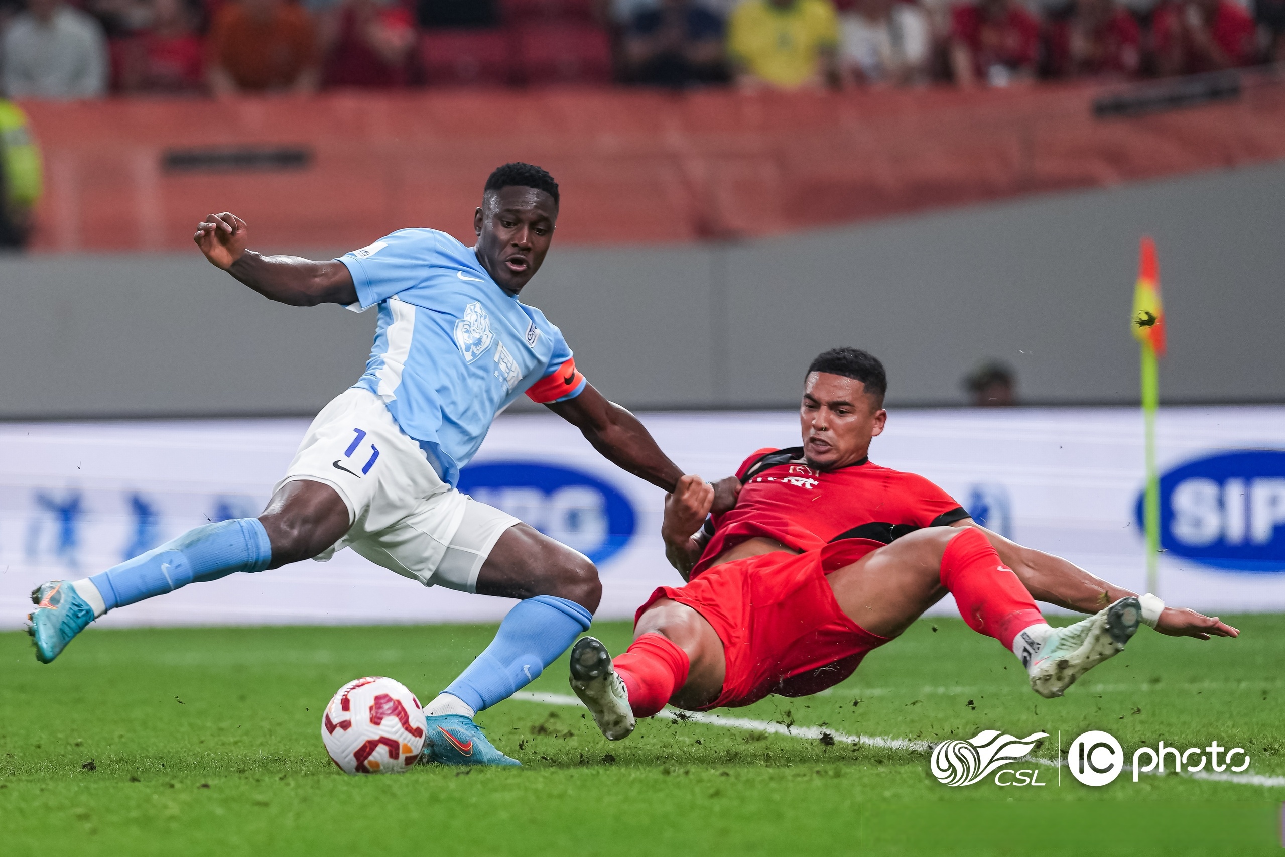 清晨德国杯焦点战，上海海港官宣签约，媒体盛赞，纪律约束更严格(伊朗轰炸以色列死亡人数)