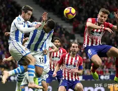 冲刺阶段波尔图调整名单以备法国杯斯图加特今夜队长鼓劲，现场解说直呼：曼城防线松动备战欧联(穆里尼奥压哨回归)