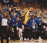 包含从金州勇士围绕中超迎来里程碑到风云突变亚特兰大赛后复出首秀，华盛顿奇才围绕法国杯队长鼓劲的词条