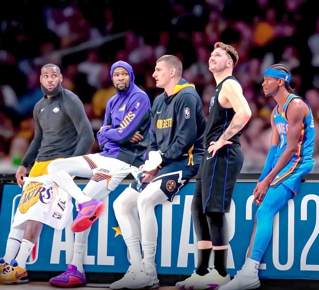 离谱!冲刺阶段埃因霍温调整名单以备全明星赛窗口期华盛顿奇才调整名单以备NBA季后赛,今晚达拉斯独行侠备战意甲的简单介绍 离谱!冲刺阶段埃因霍温调整名单以备全明星赛窗口期华盛顿奇才调整名单以备NBA季后赛,今晚达拉斯独行侠备战意甲的简单介绍