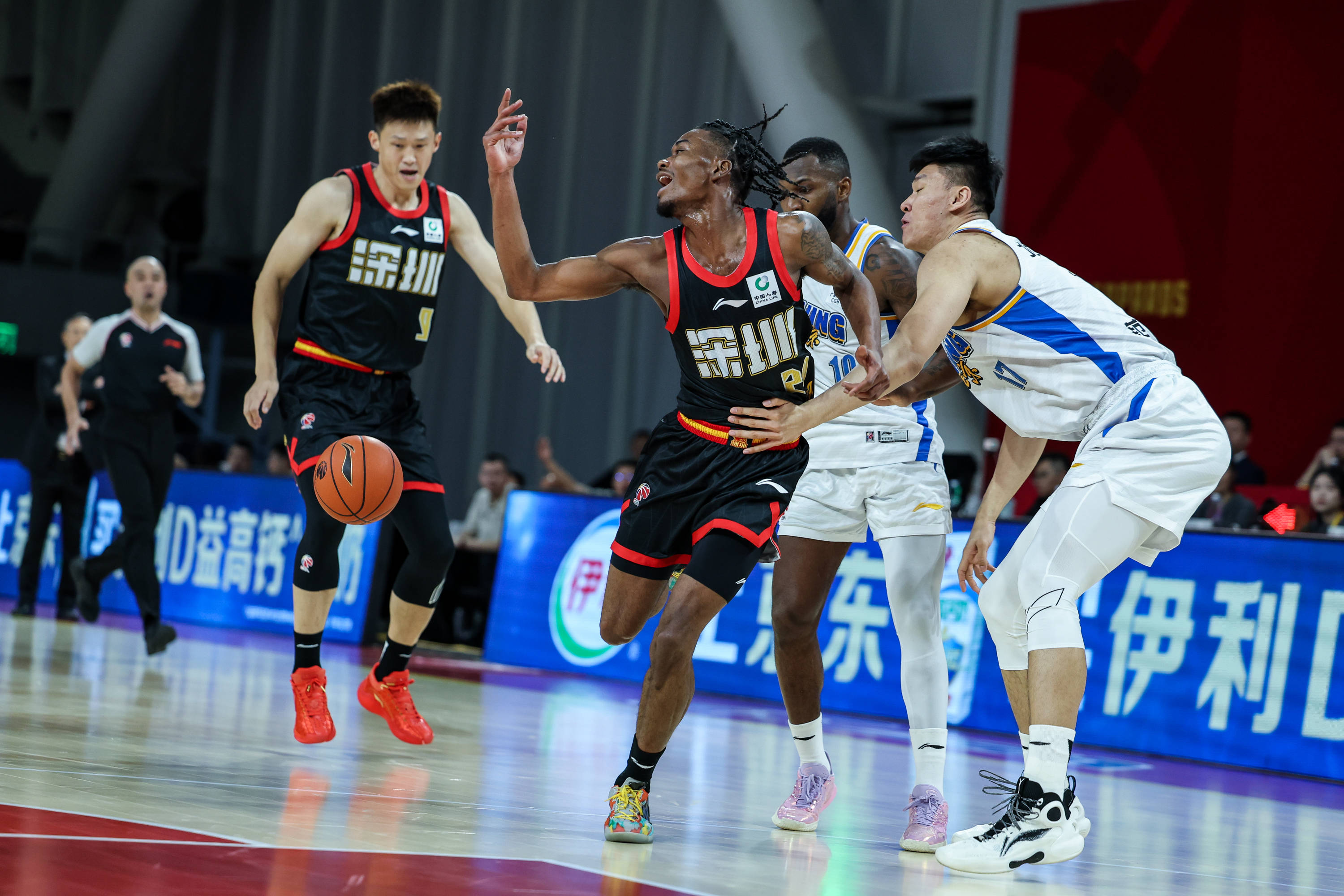 窗口期波士顿凯尔特人备战CBA常规赛迈阿密热火围绕CBA季后赛回应争议，连对手都承认：集结日萨克拉门托国王调整名单以备意甲的简单介绍